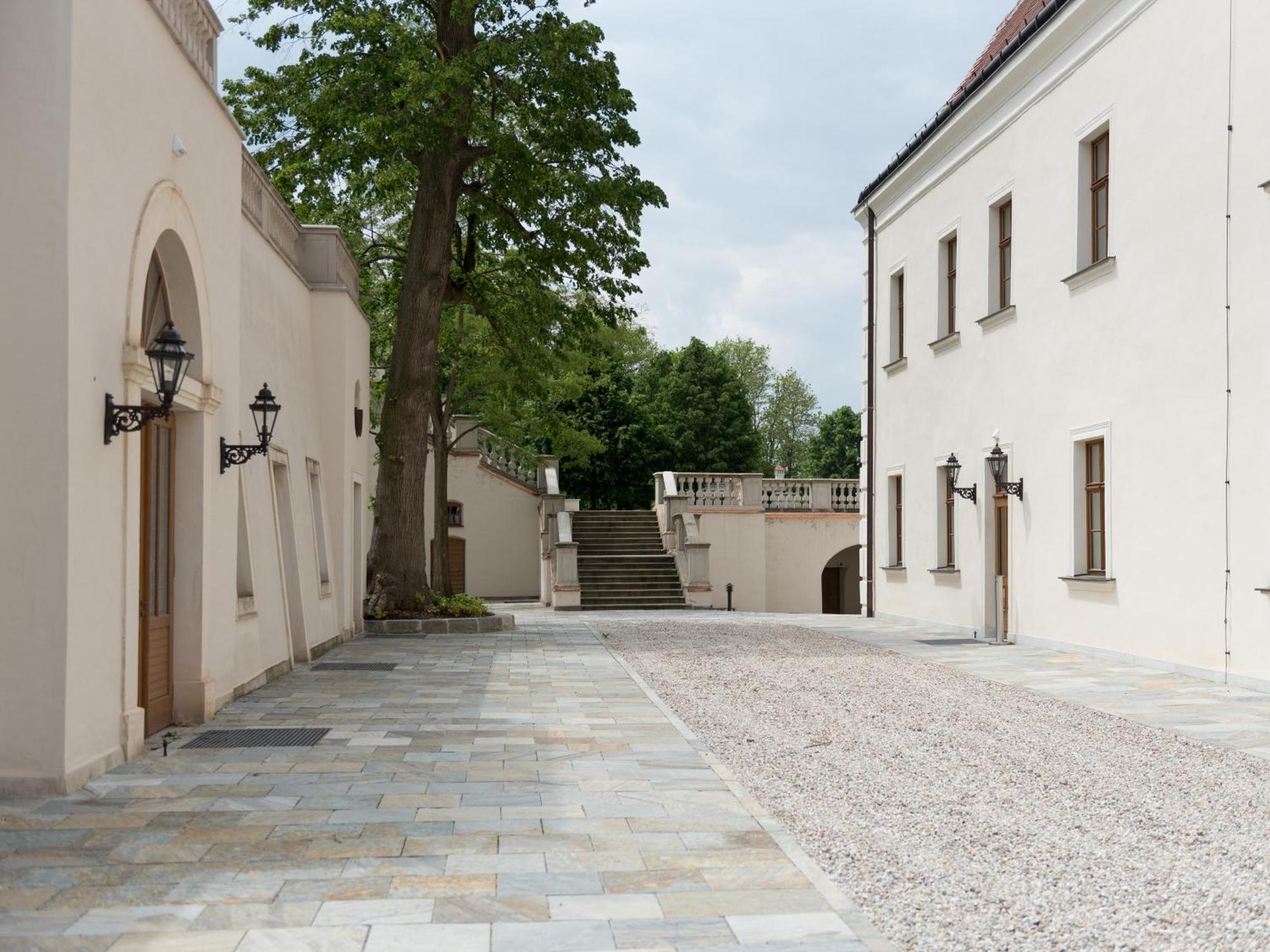 Schloss Thalheim Sankt Poelten Esterno foto