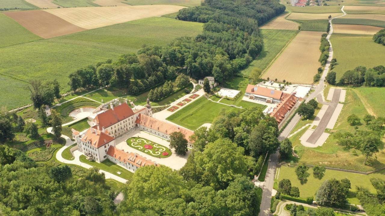 Schloss Thalheim Sankt Poelten Esterno foto